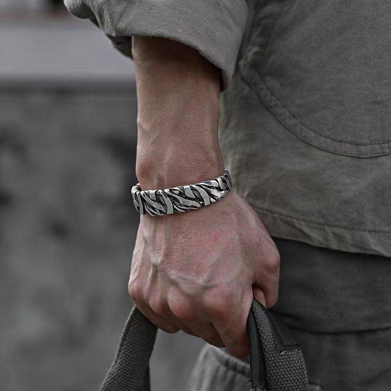 Virile Stripe Bracelet | Salty