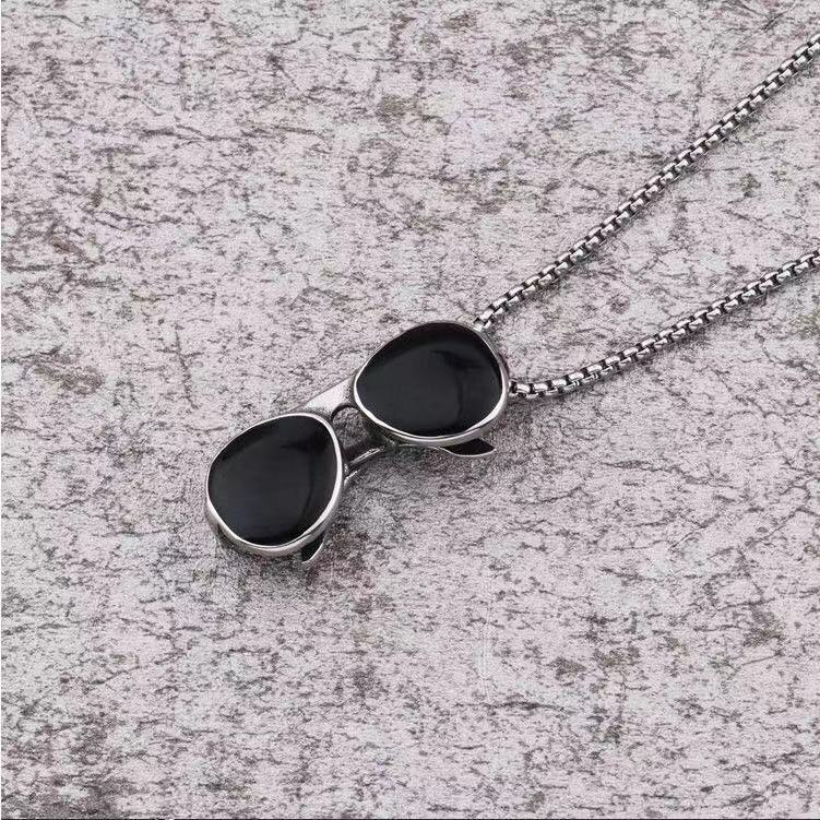 Sunglasses Cool Pendant | Salty