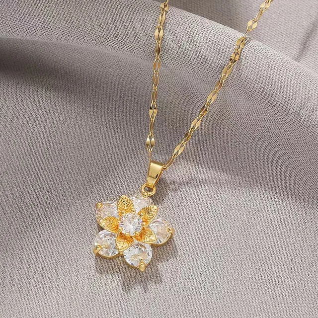 Blossom Waltz Golden Necklace Salty