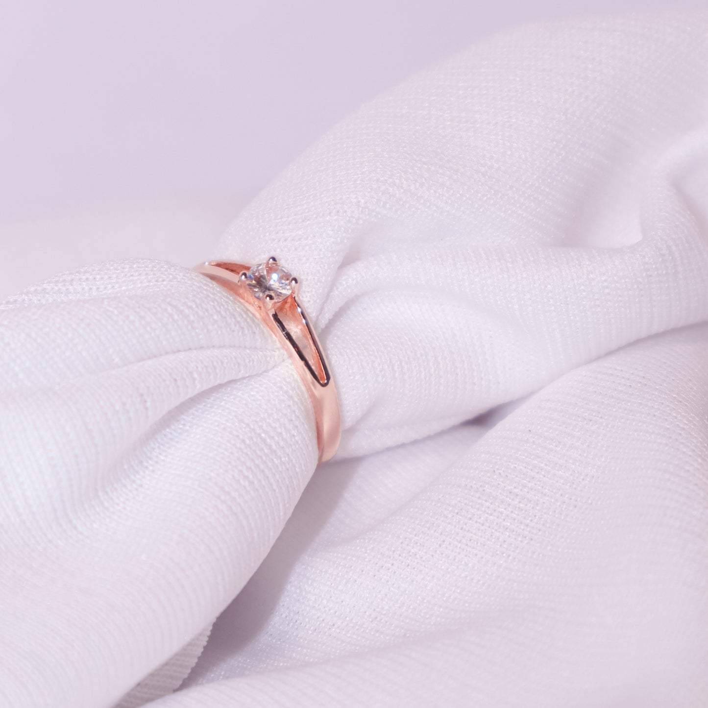Amour Solitaire Ring