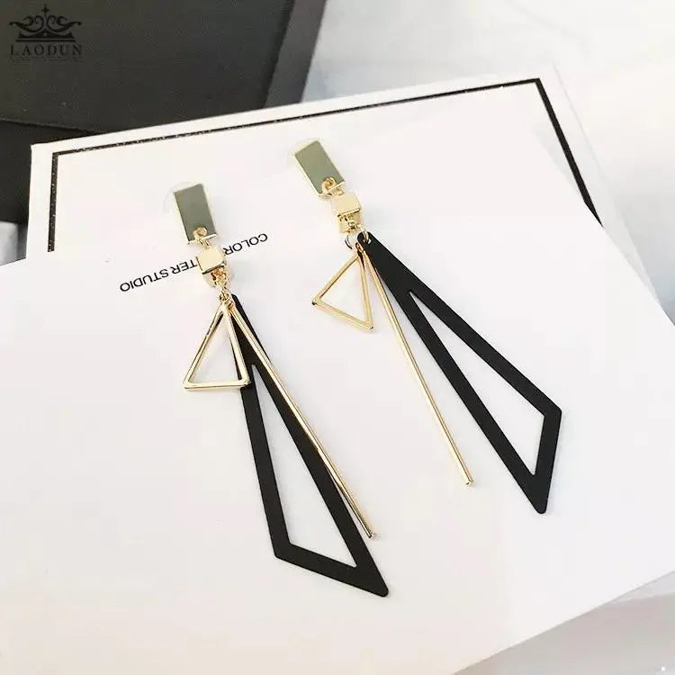 Black Geometric Decor Drop Earrings Gold | Salty
