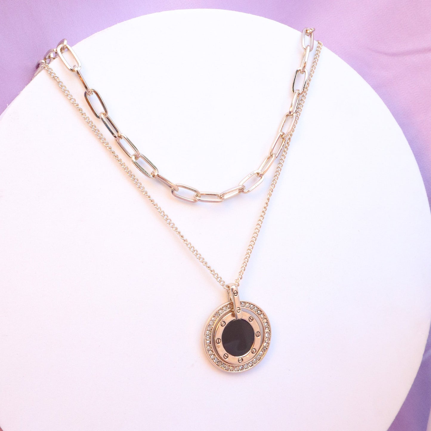 Chain Black Round Charm Necklace