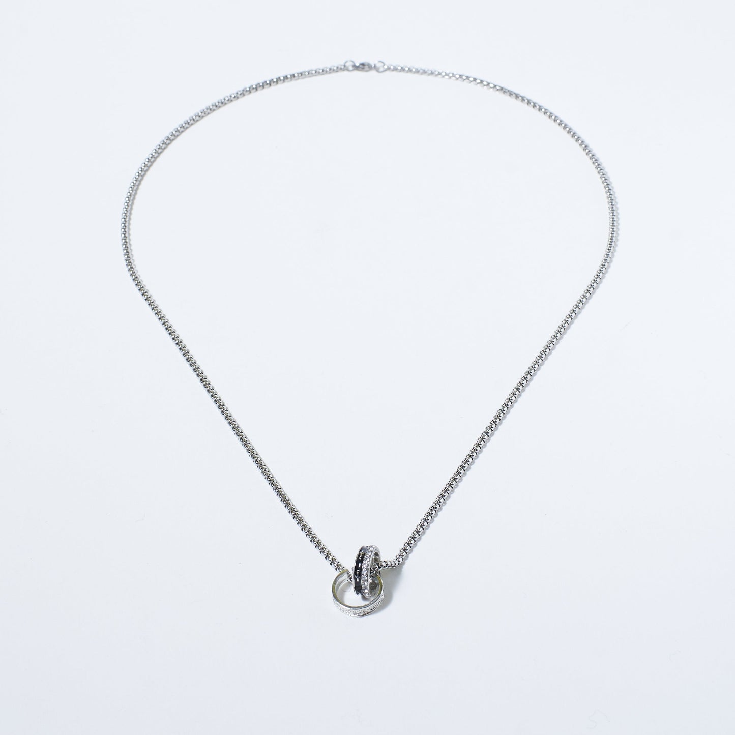 Cirque du Glamour Silver Chain Salty Alpha
