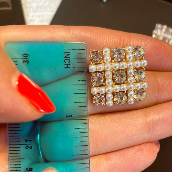 Classic Diamond Waffle Studs