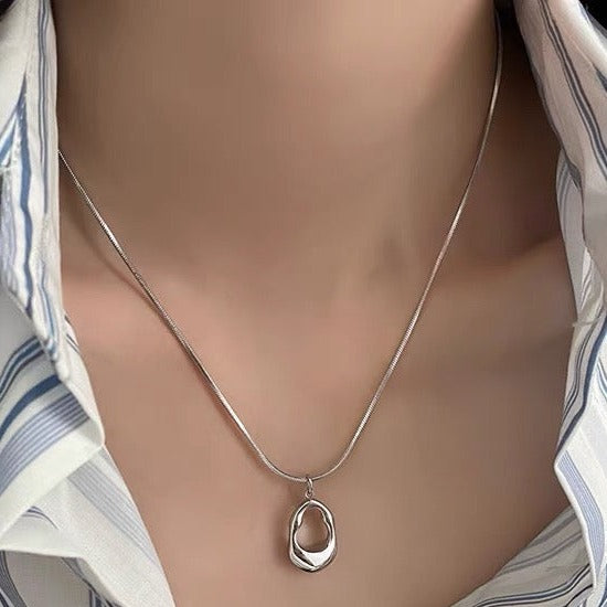 Curio Cascade Silver Chain Salty