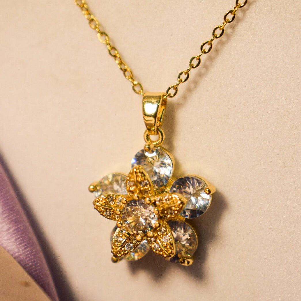 Blossom Waltz Golden Necklace Salty