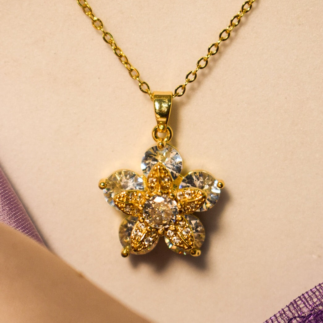 Blossom Waltz Golden Necklace Salty