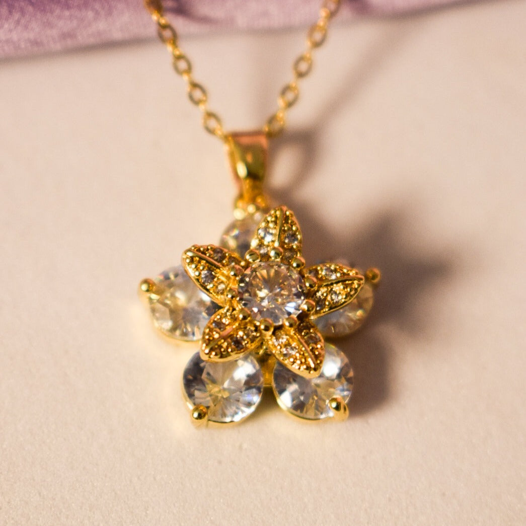 Blossom Waltz Golden Necklace Salty
