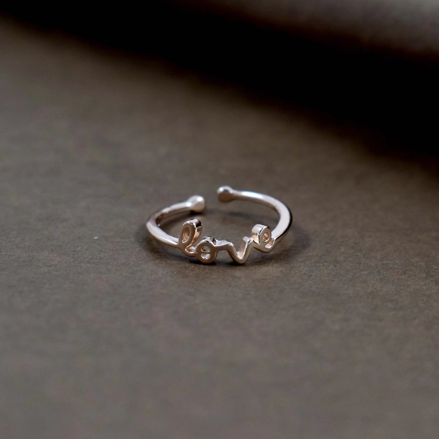Love lettering rose-gold ring