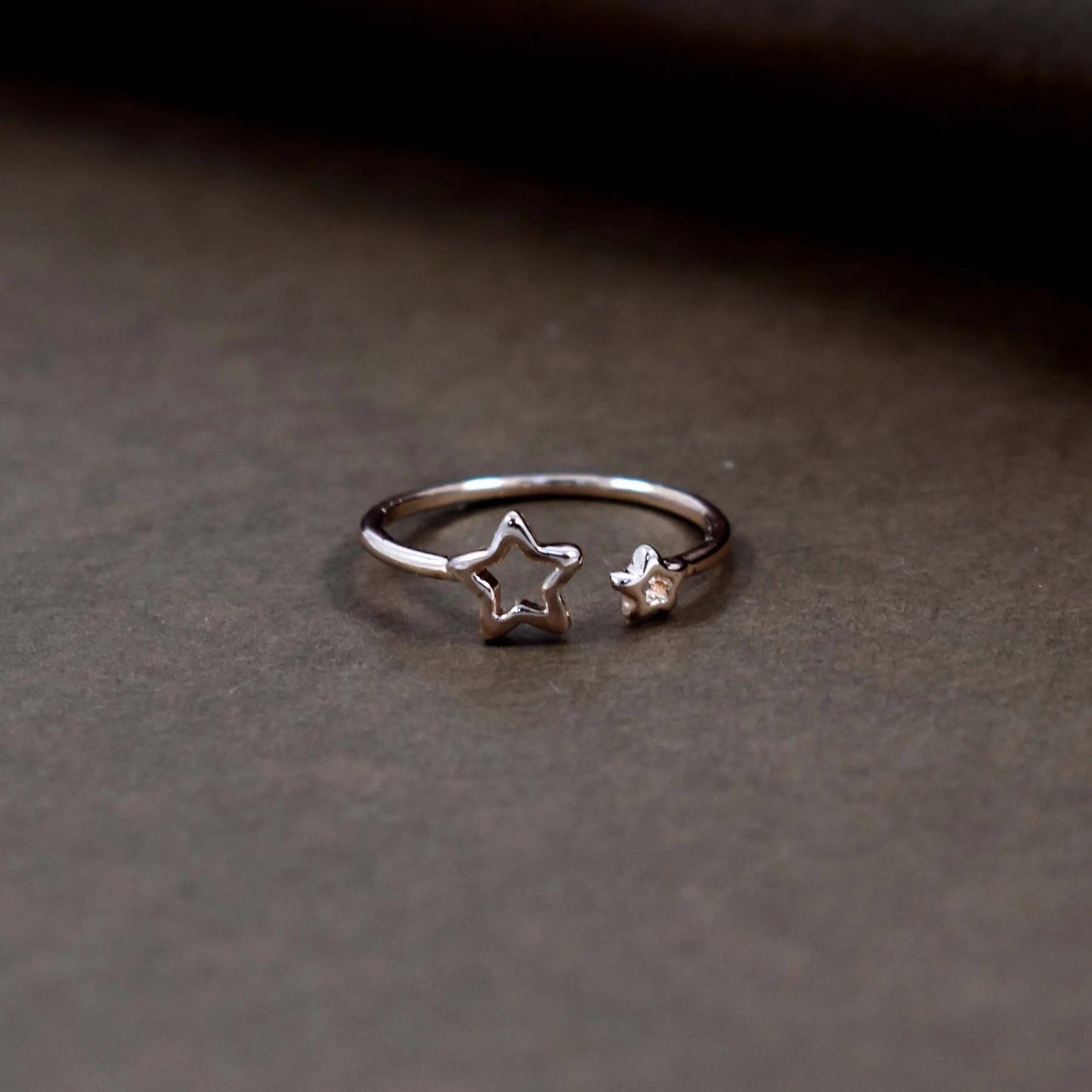 Luminary rose-gold ring