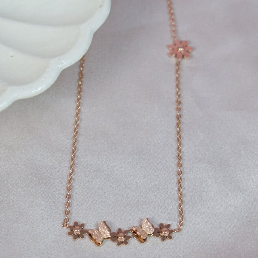 Frivole Golden Necklace Salty