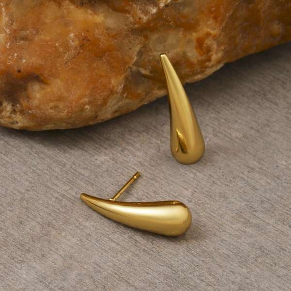 Munifi Gold Earring