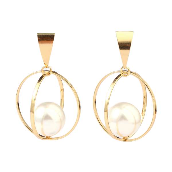Ebullient Luxury Gold Earring