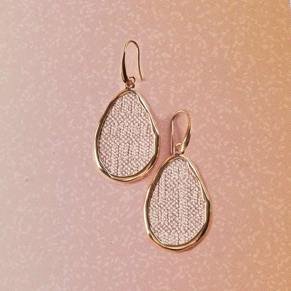 Peachy Egg Pink Gold Earring