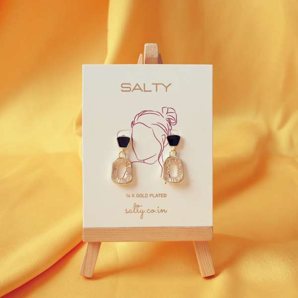 Lyssa Black Gold Earring