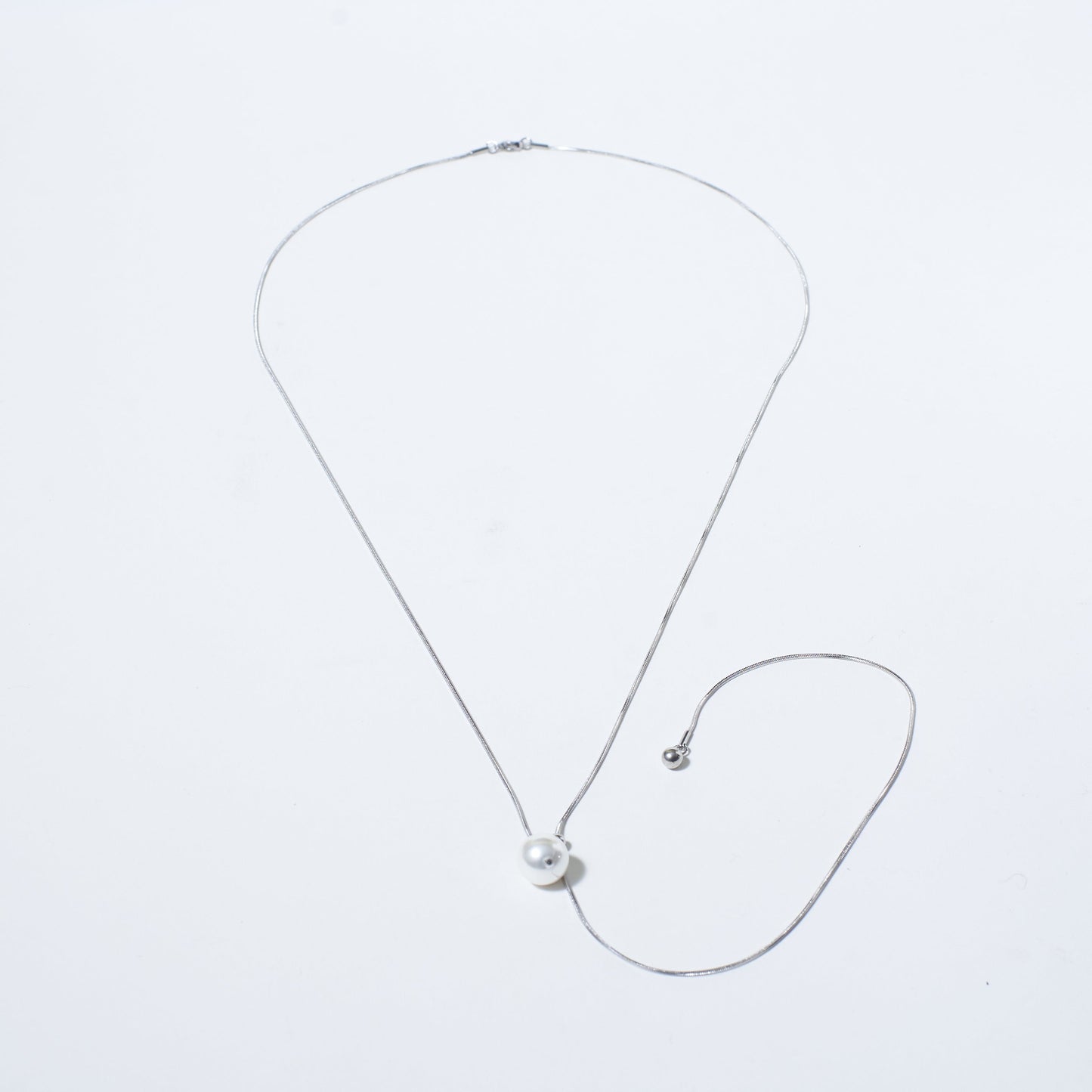 Elegant Silver Swirl Tassel Chain Salty