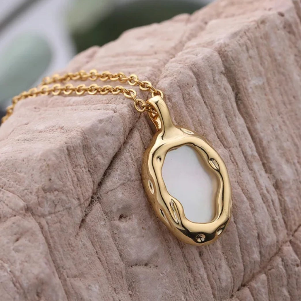 Enchanted Golden Aurum Elegance Salty
