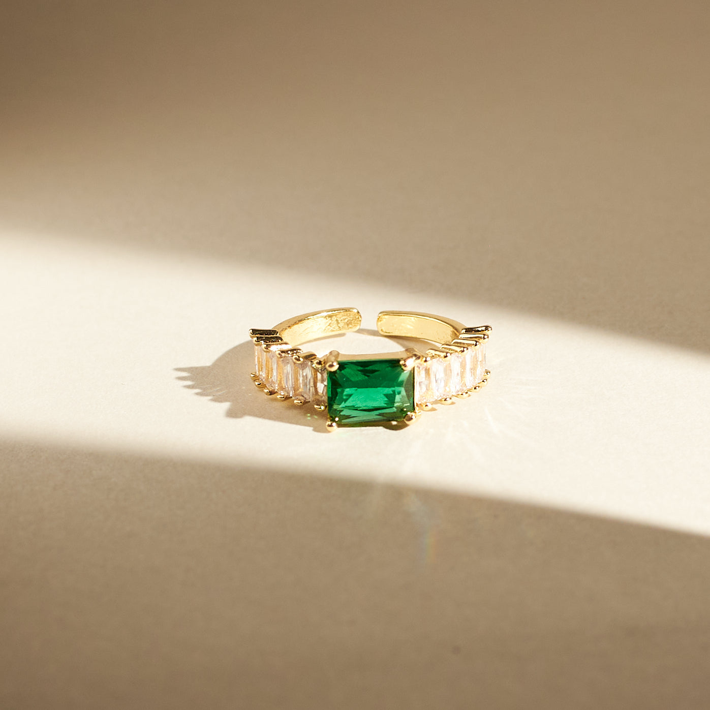 Exquisite Diamond Ring Salty