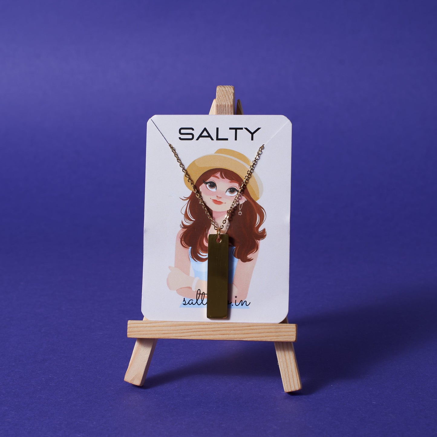 Golden Elegance Necklace Salty