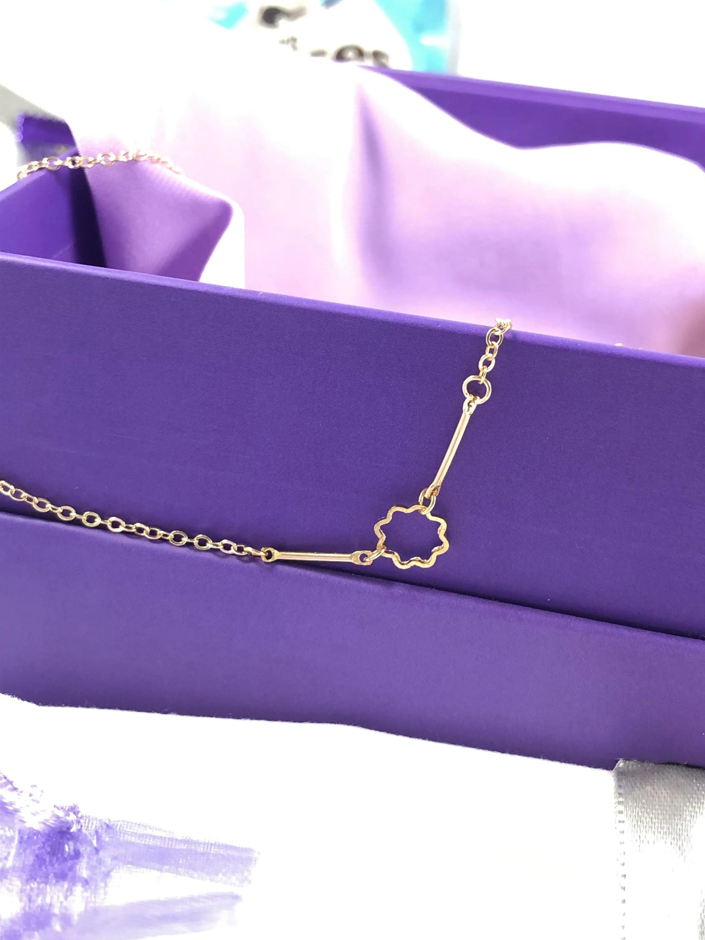 Rosette Charm Necklace - Gold