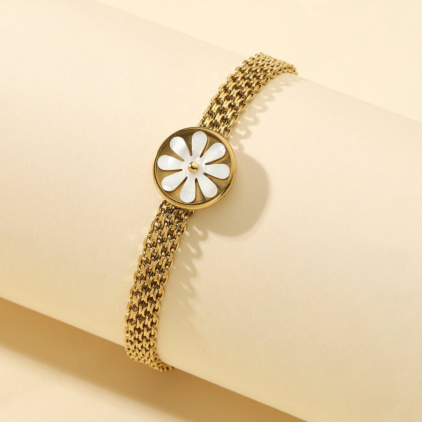 Quaint Flora Gold Bracelet