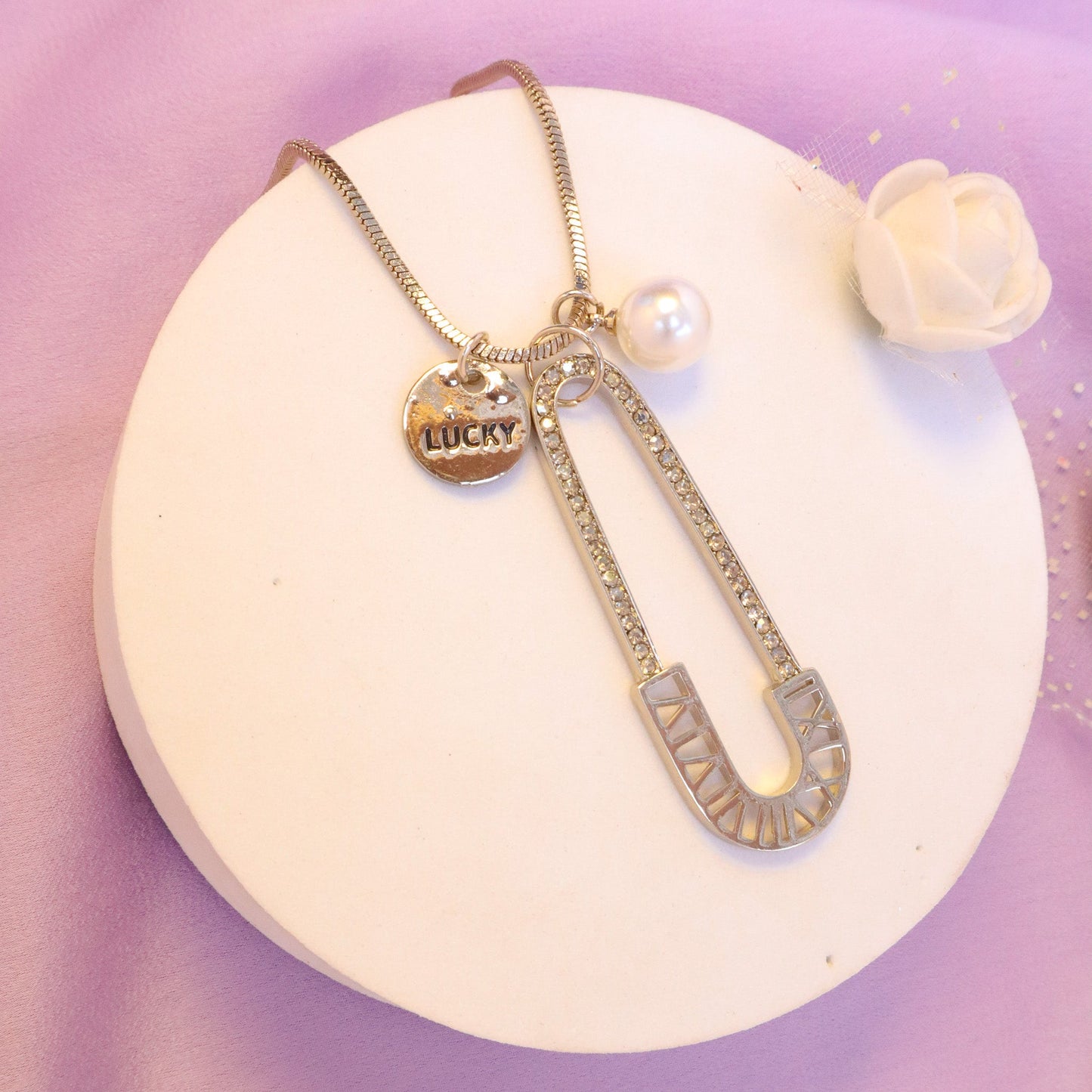 Lucky Safety Pin Necklace - Gold