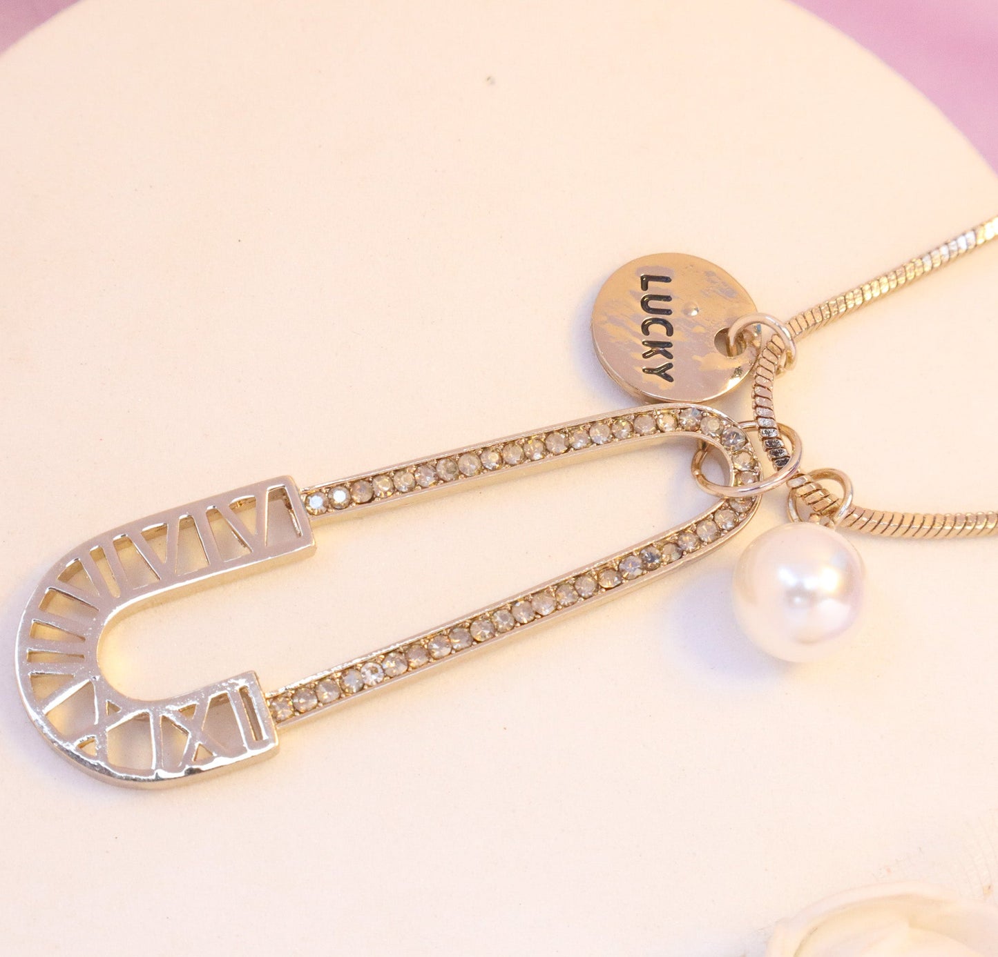 Lucky Safety Pin Necklace - Gold