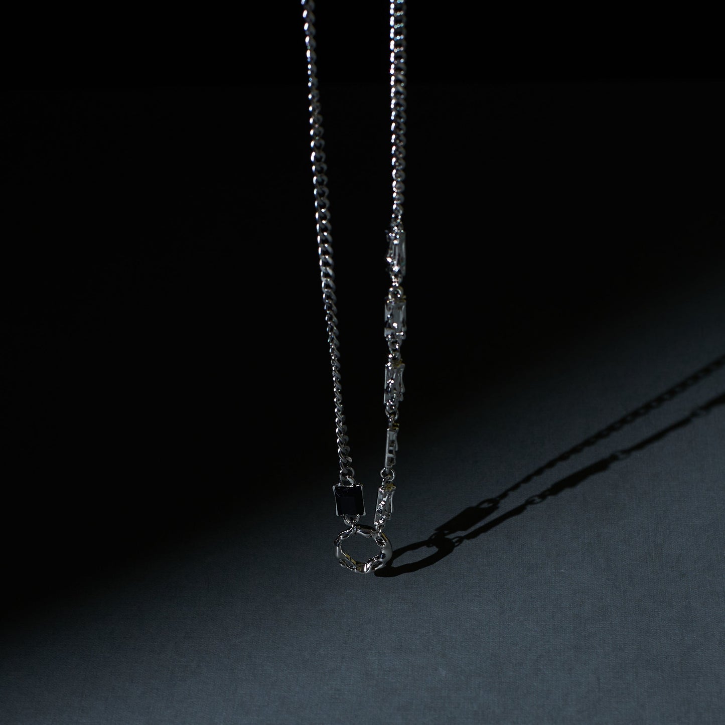 Peculiar Prism Silver Chain Salty Alpha