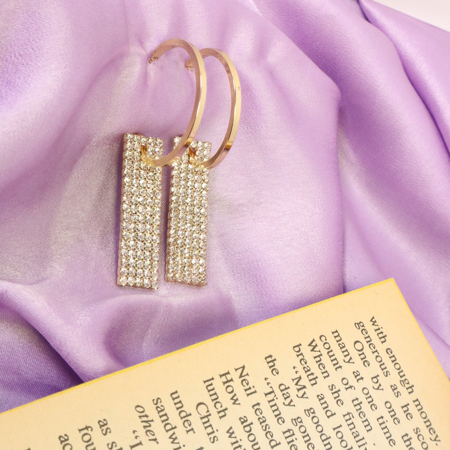Redcarpet Glam Earrings