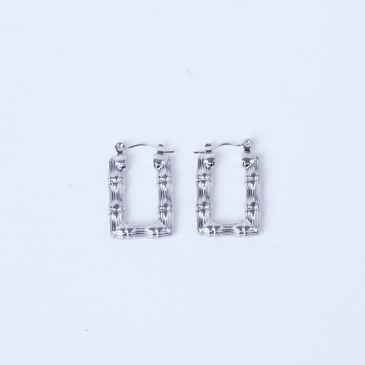 Minimal Silver Earring