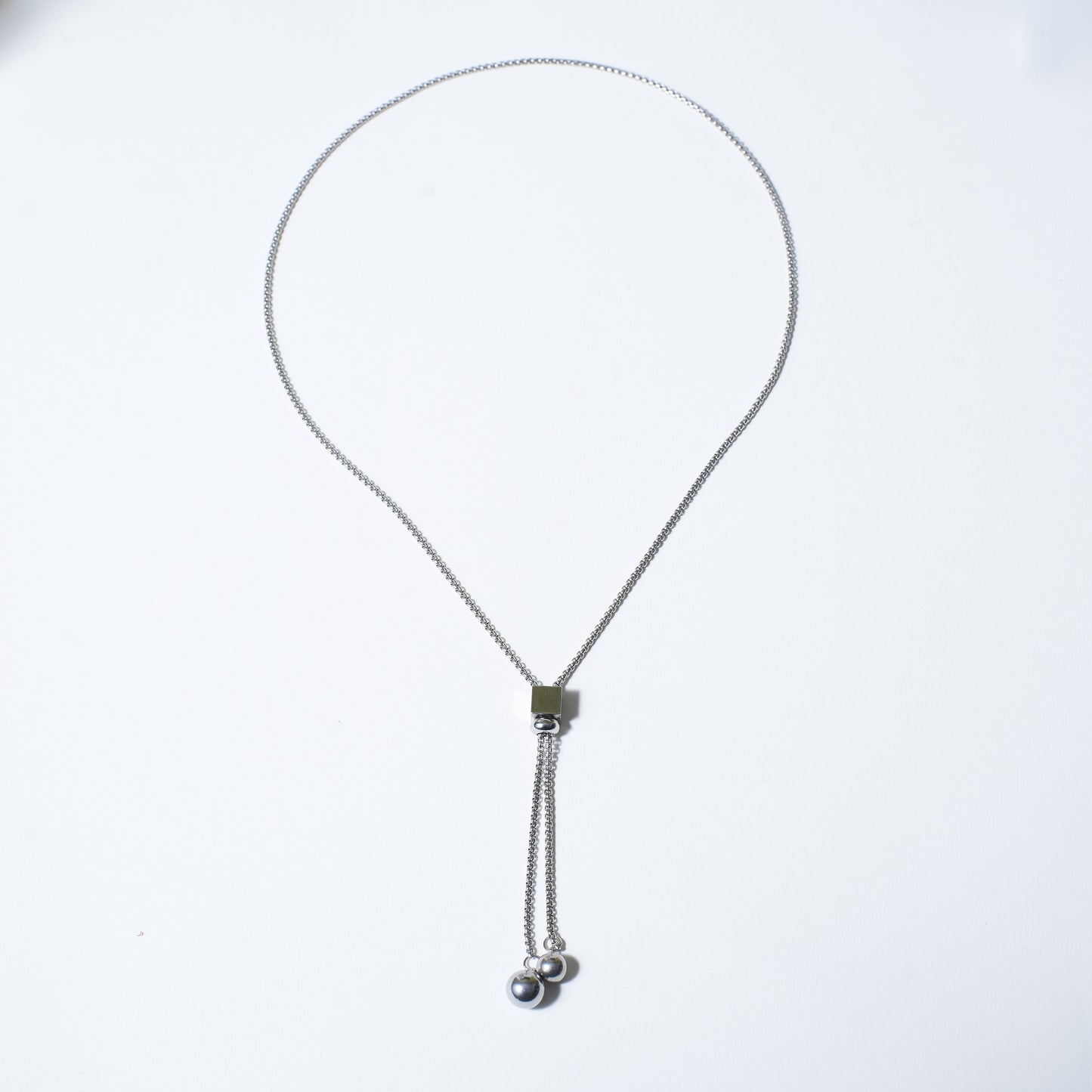 Satin Silver Tassel Chain Salty