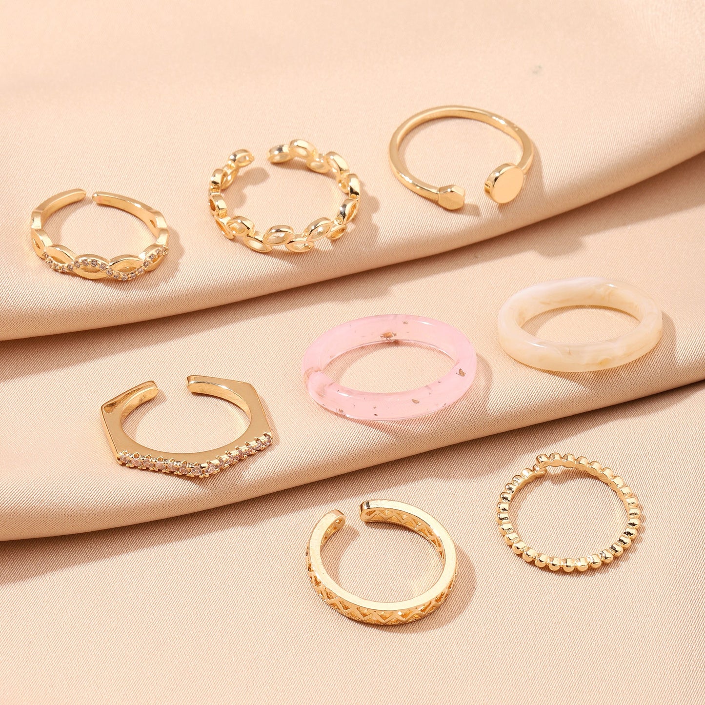 Set Of 8 Urban Chic Rings | Salty