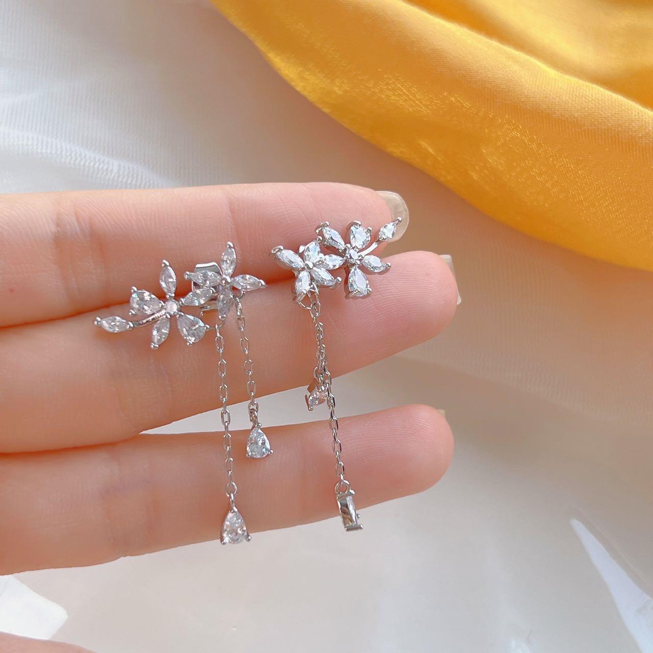 Spring Lucky Climber Earrings