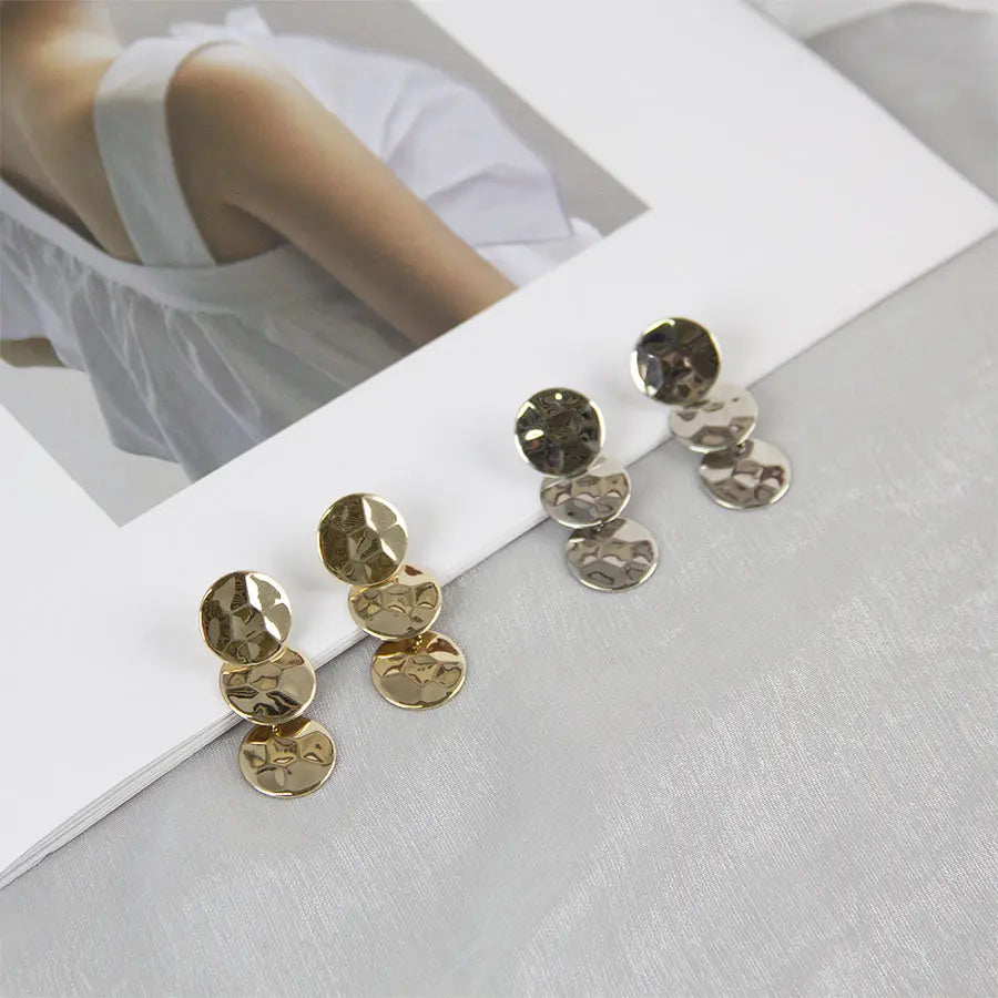 Trendy Statement Faceted Eardrop Earrings - Gold