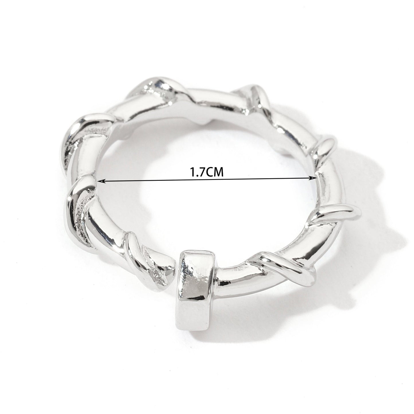 Twisted Street Ring | Salty