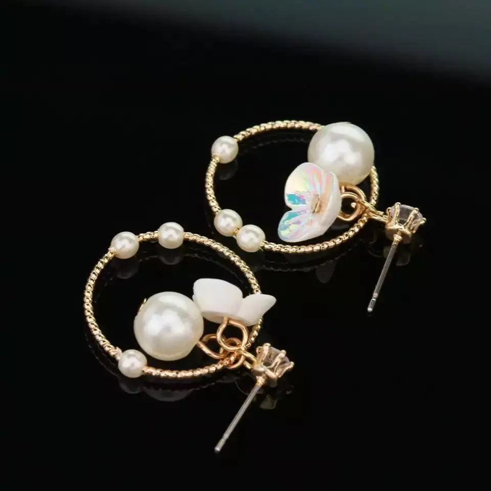 Wreath Hoop Flower Pearl Earrings | Salty