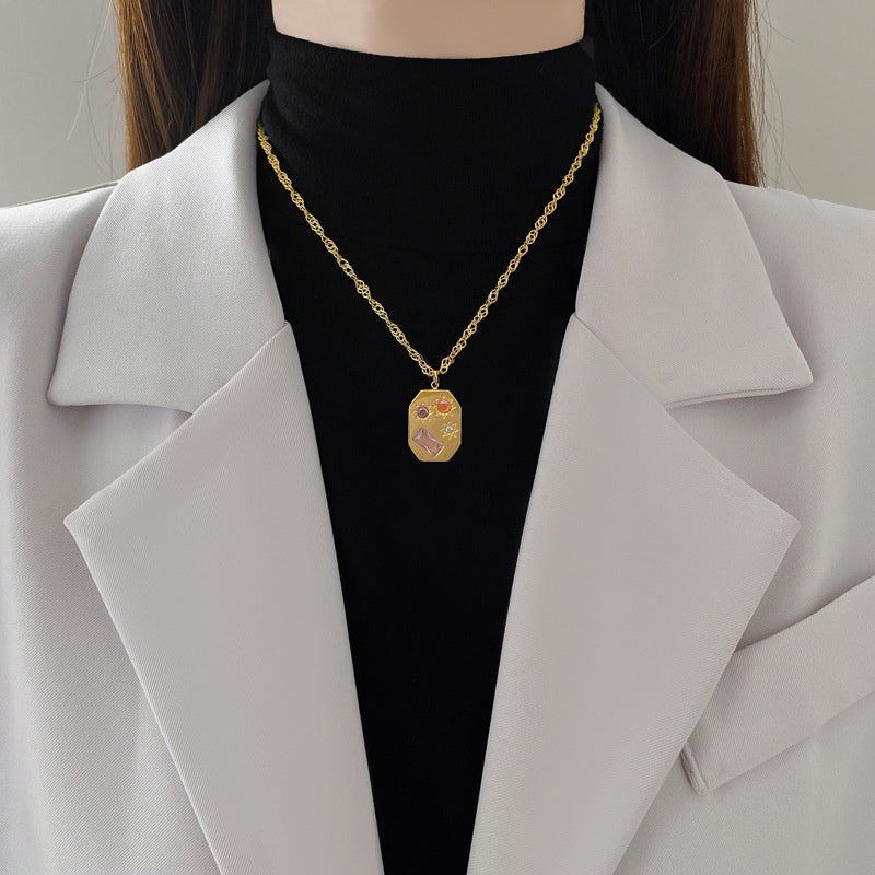 Classic Chic Golden Necklace