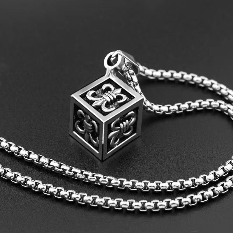 Hyper Cube Chain | Salty