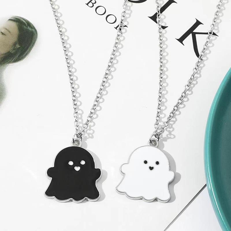 Ghostly Glow Chain | Salty