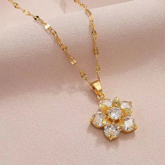 Blossom Waltz Golden Necklace Salty