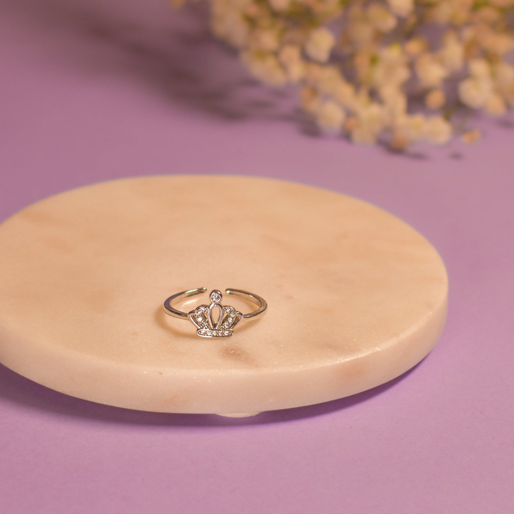 Queen Consort Silver Ring Salty