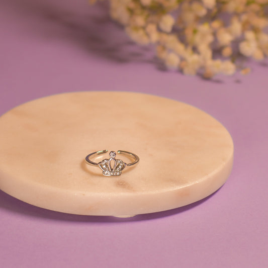 Queen Consort Silver Ring Salty
