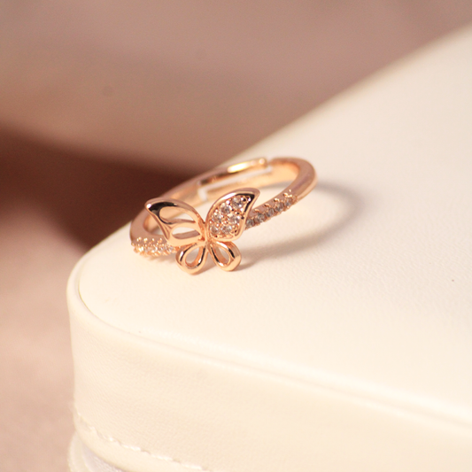 Aesthetic Golden Butterfly Minimal Ring