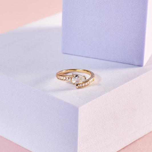 Alabaster Dream Ring Salty