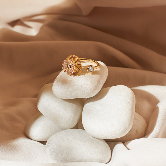 Azalea Spinner Ring - Gold Salty