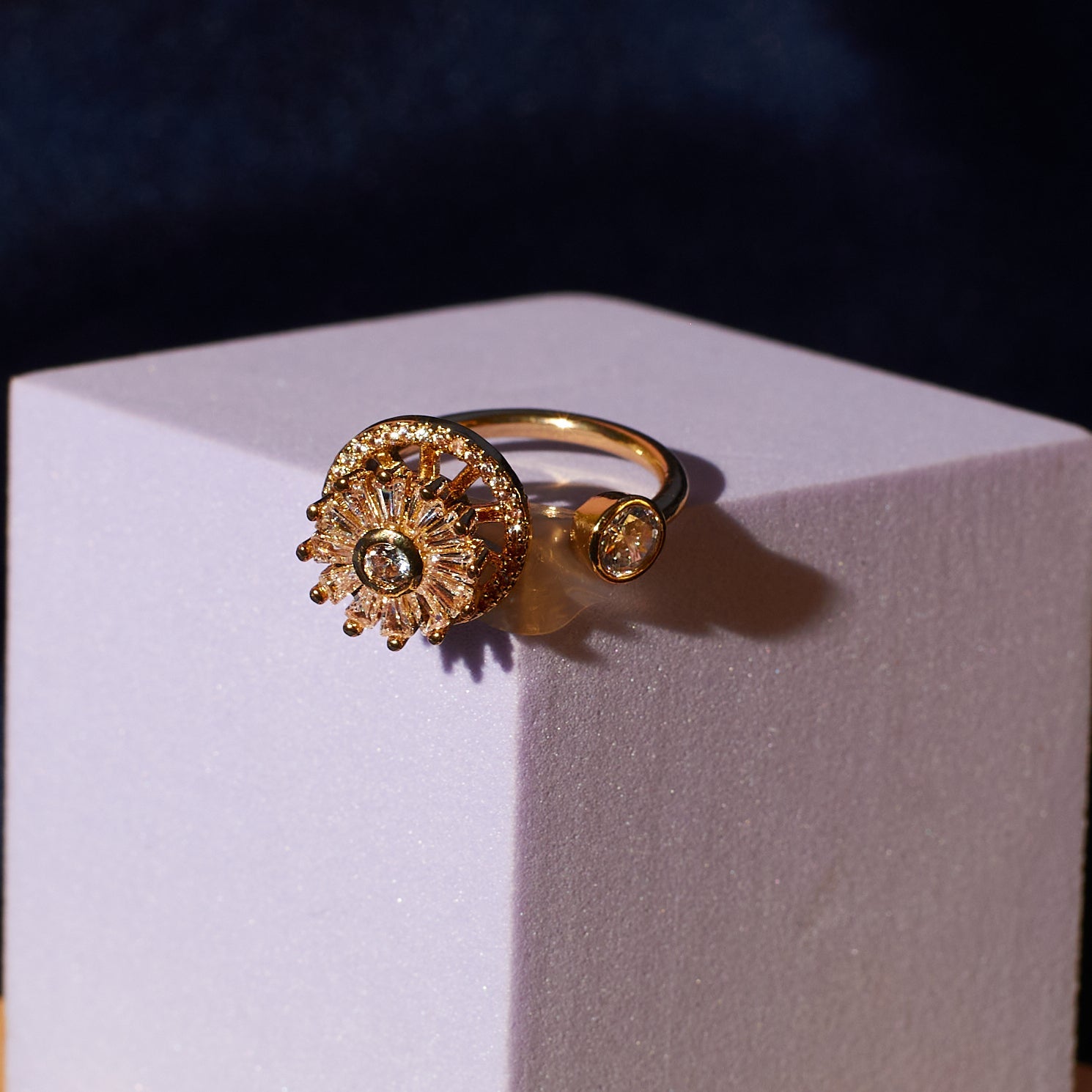 Azalea Spinner Ring - Gold Salty