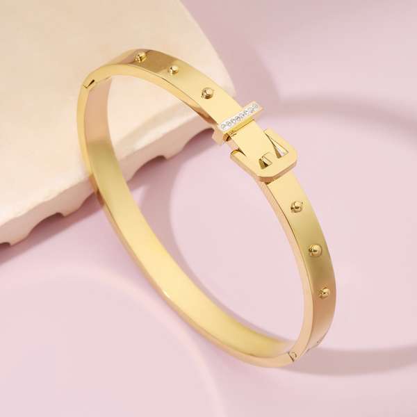 Buckle Up Gold Bracelet