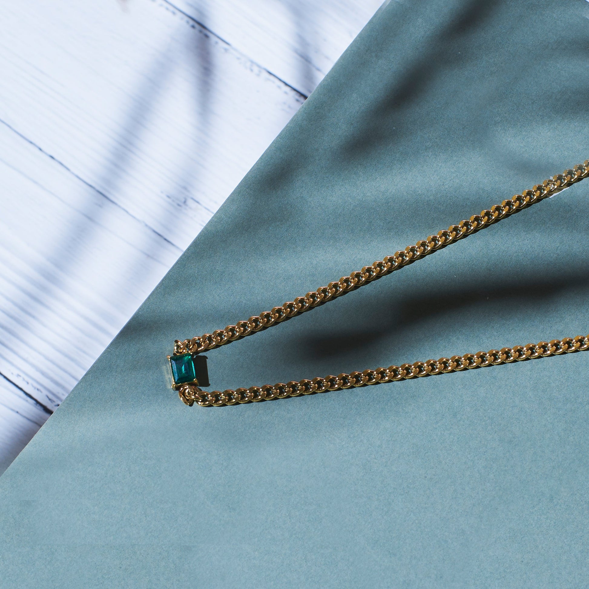Bewitching Emerald Necklace Salty