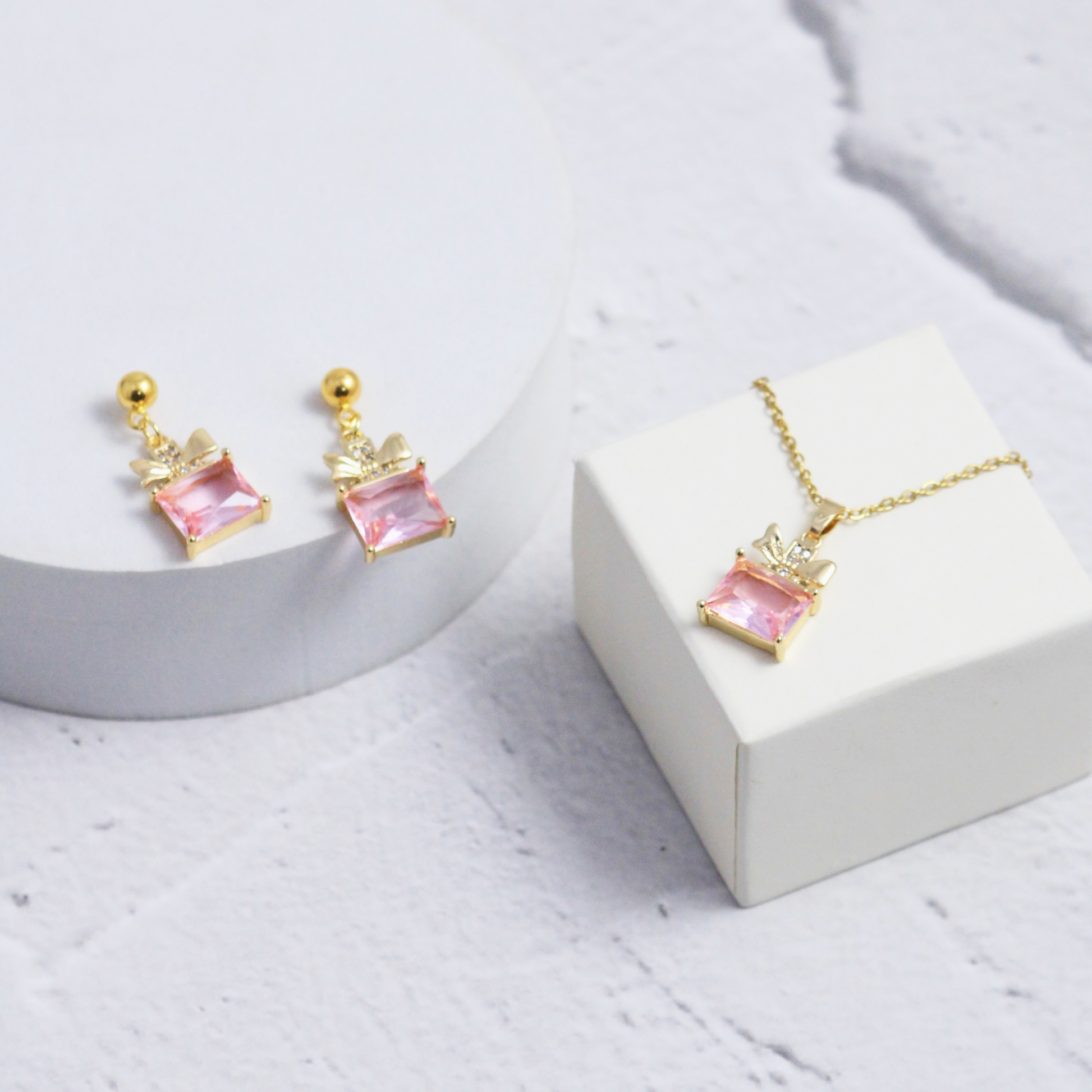 Blushing Love Earrings and Necklace Set