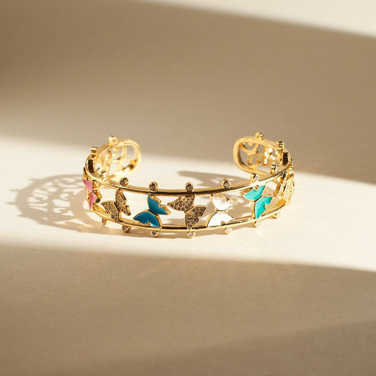 Breeze-Kissed Winglet Cuff Salty
